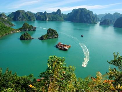 Halong Bay UNESCO World Natural Wonder