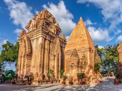 Ponagar Champa Temple